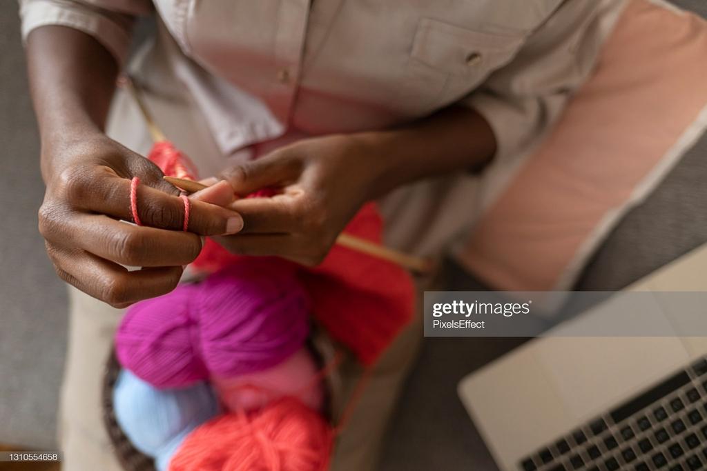 I will knit mittens for underprivileged children